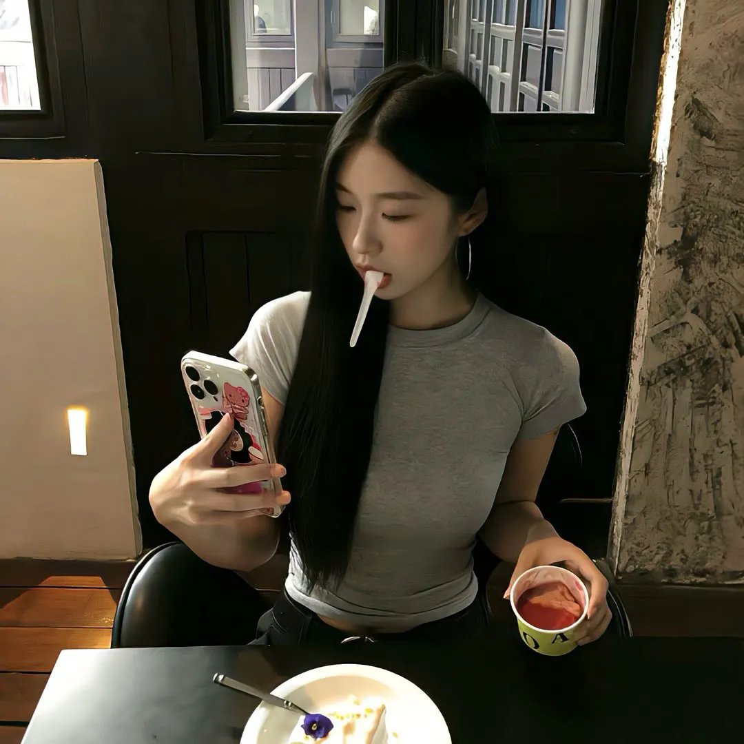 艳光四射